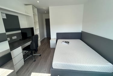 3 bed flat, 119 Mayflower Street, City Centre, Plymouth, PL11SD - Image 6